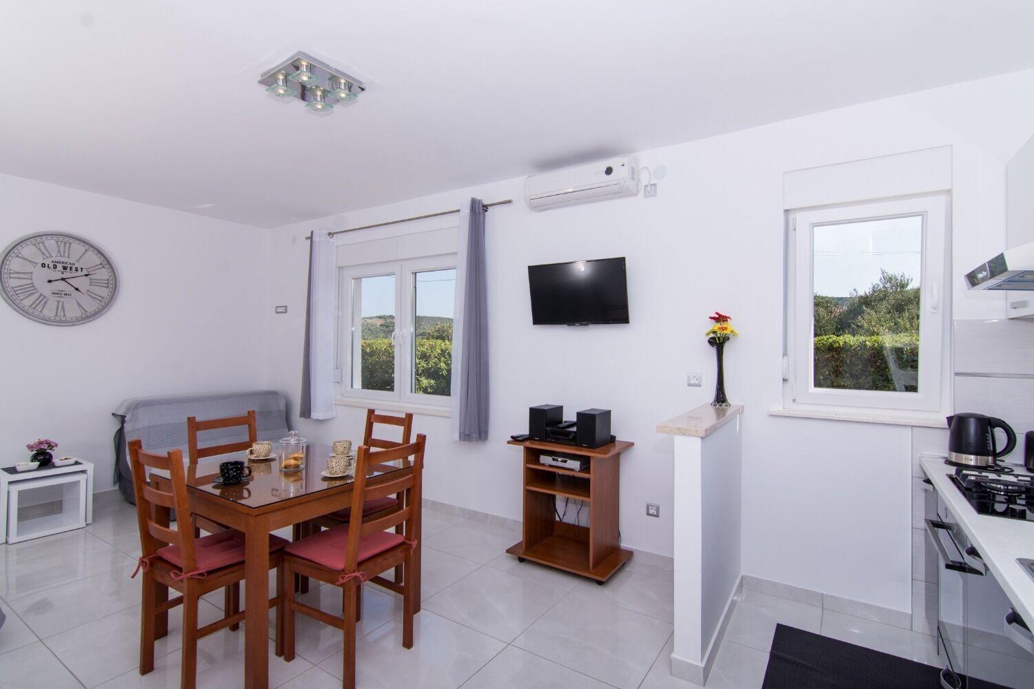 Apartments Ivica - Garden Terrace Slatine Kültér fotó