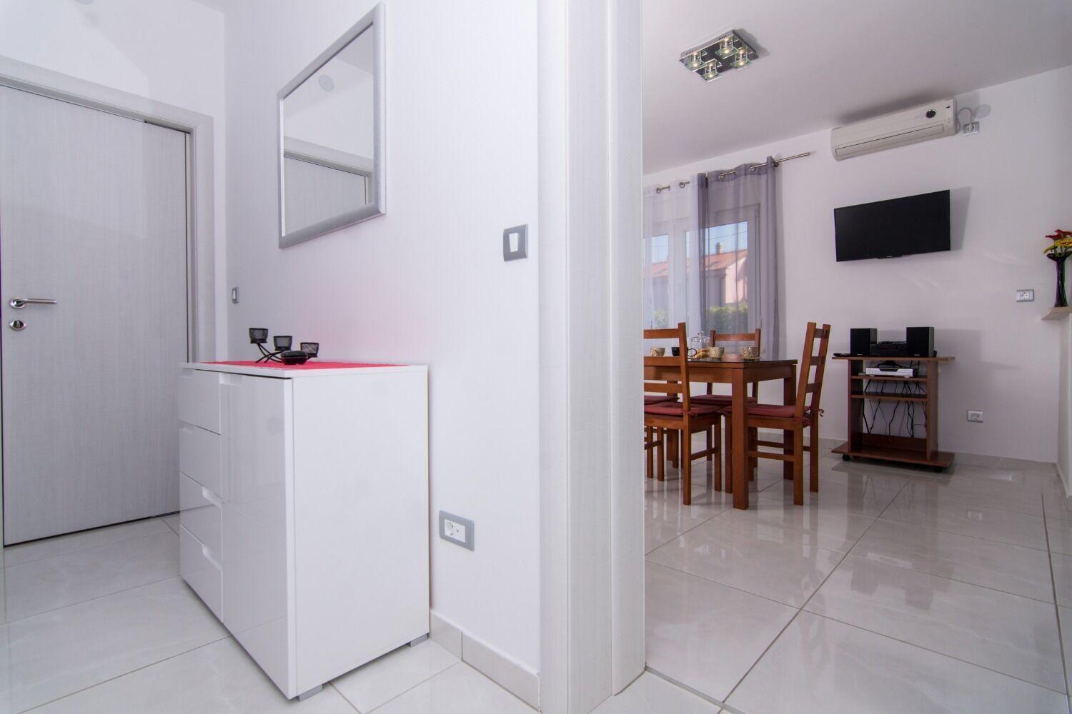 Apartments Ivica - Garden Terrace Slatine Kültér fotó