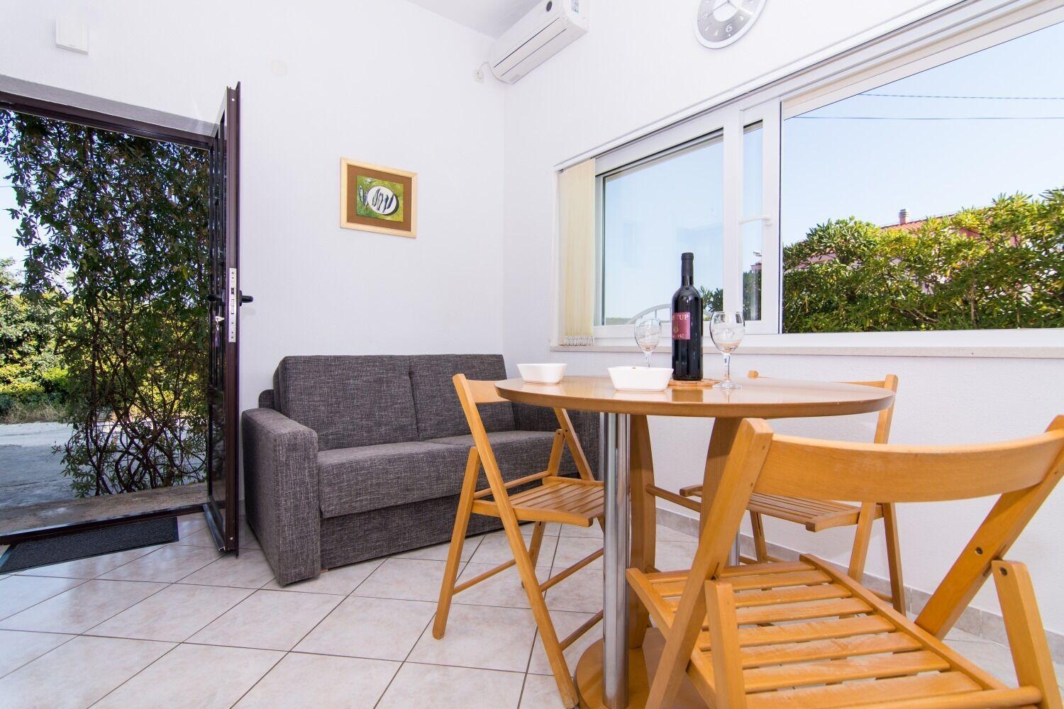Apartments Ivica - Garden Terrace Slatine Kültér fotó